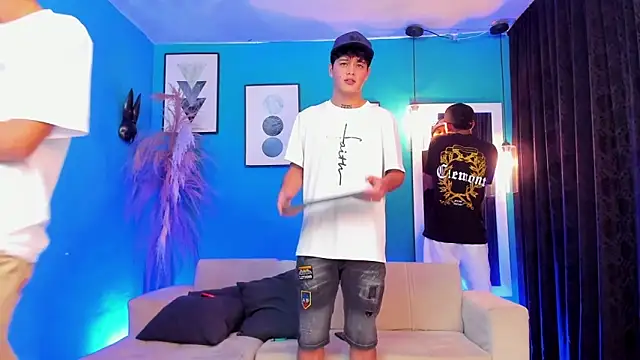 Snapshot of KingOfHeavens_2 chatting on 02.11.26 KingOfHeavens 2 online show from 02.11.26