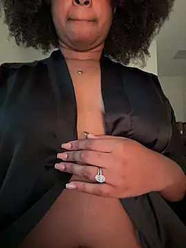 cocoaswretie online show from 02.12.26