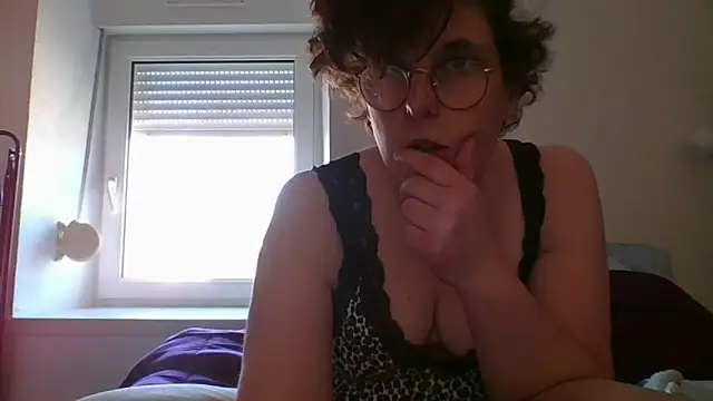 OIseauNoir88 online show from 03.17.26