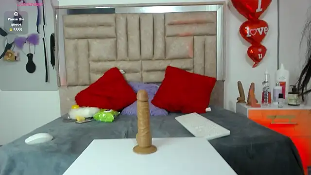 Bombom Lux online show from 03.10.26