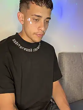 Lucas her online show from 03.18.26