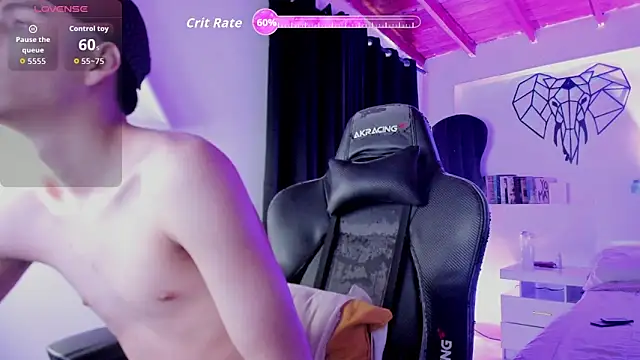 Snapshot of juan_posada chatting on 02.27.26 juan posada online show from 02.27.26