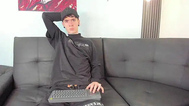 Lio      online show from 02.15.26