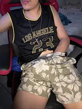 hungtwinkBR online show from 04.12.26