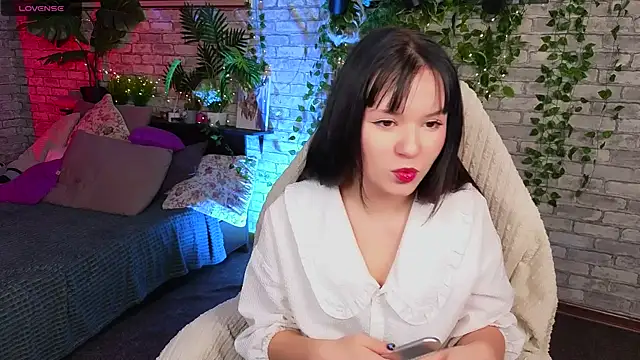 onix cherry online show from 02.24.26