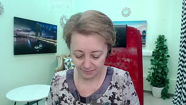 MONA W online show from 03.28.26