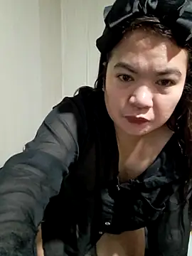 Zyramae 25 online show from 04.17.26