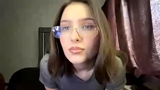 FoxieFlare online show from 03.26.26