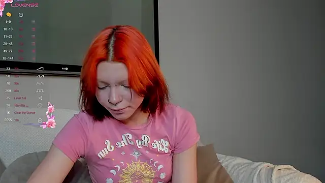 Snapshot of Leah_Castro chatting on 02.04.26 Leah Castro online show from 02.04.26