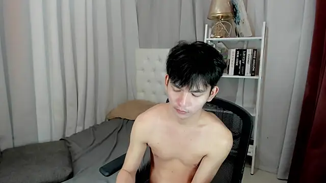 Snapshot of urtwinkjoshx chatting on 03.02.26 urtwinkjoshx online show from 03.02.26