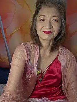 Snapshot of URAN429 chatting on 06.16.26 URAN429 online show from 06.16.26