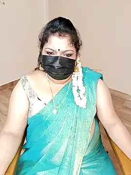 Snapshot of silk_rose05 chatting on 03.01.26 silk rose05 online show from 03.01.26