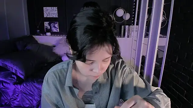 Snapshot of Maykinkya chatting on 07.07.26 Maykinkya online show from 07.07.26