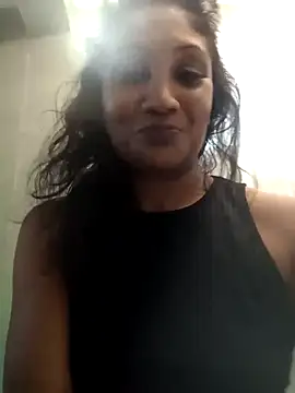 Snapshot of sexykajol2001 chatting on 06.26.26 sexykajol2001 online show from 06.26.26
