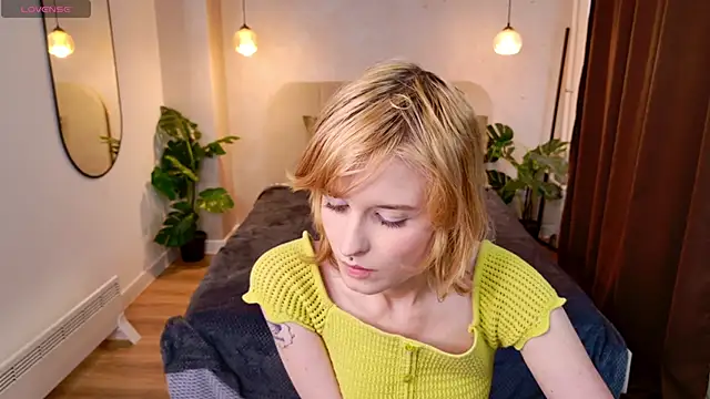 Snapshot of Akimo_ chatting on 02.22.26 Akimo online show from 02.22.26