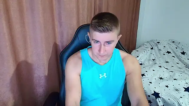 Snapshot of TodMusclePower9 chatting on 02.02.26 TodMusclePower9 online show from 02.02.26