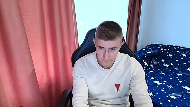 Snapshot of TodMusclePower9 chatting on 02.24.26 TodMusclePower9 online show from 02.24.26