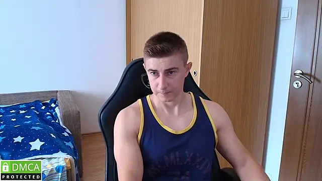 Snapshot of TodMusclePower9 chatting on 06.24.26 TodMusclePower9 online show from 06.24.26