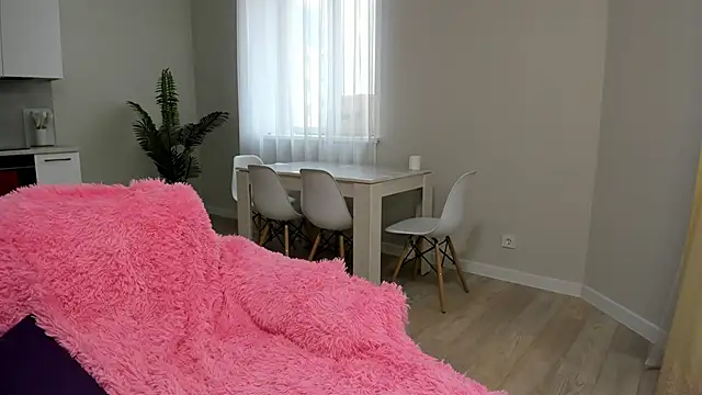 G0od girl online show from 02.18.26