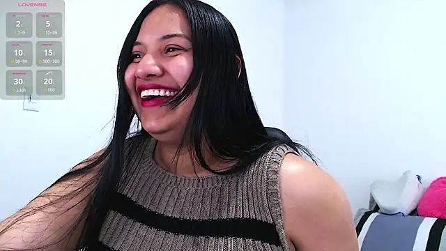 Snapshot of emily-rousee- chatting on 02.18.26 emily-rousee- online show from 02.18.26