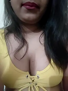 Snapshot of nidhi7180 chatting on 02.02.26 nidhi7180 online show from 02.02.26