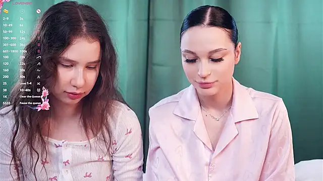 Snapshot of ZofiaSoshnik chatting on 02.08.26 ZofiaSoshnik online show from 02.08.26