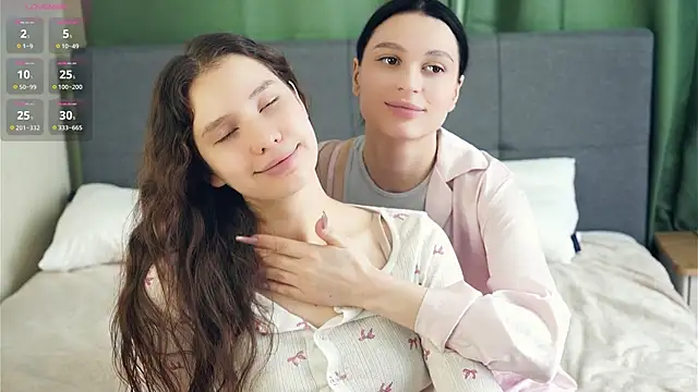 Snapshot of ZofiaSoshnik chatting on 02.19.26 ZofiaSoshnik online show from 02.19.26