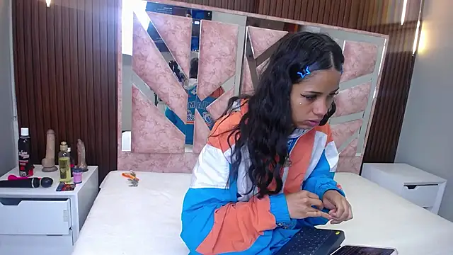 Snapshot of KendallArdent chatting on 02.12.26 KendallArdent online show from 02.12.26