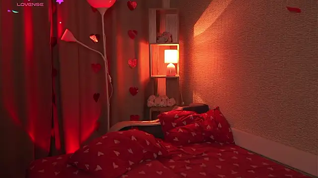 Snapshot of jenniferonlyforu chatting on 02.17.26 jenniferonlyforu online show from 02.17.26