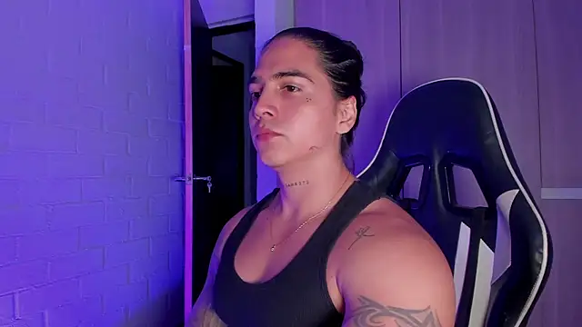 Snapshot of Cry_Duran chatting on 02.07.26 Cry Duran online show from 02.07.26