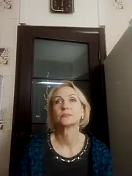 Snapshot of MichelleSolis chatting on 02.05.26 MichelleSolis online show from 02.05.26