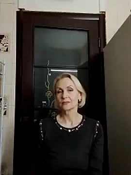 Snapshot of MichelleSolis chatting on 02.20.26 MichelleSolis online show from 02.20.26