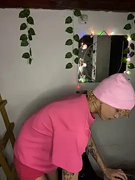 Snapshot of lucke_collins22 chatting on 02.18.26 lucke collins22 online show from 02.18.26