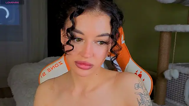 Snapshot of RiriDay chatting on 03.01.26 RiriDay online show from 03.01.26