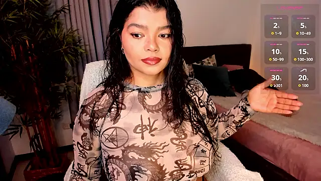 Snapshot of moonhelen chatting on 02.15.26 moonhelen online show from 02.15.26