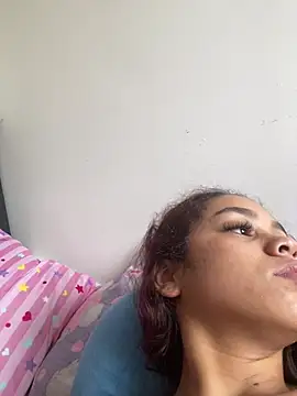 Snapshot of CarolineFyre chatting on 06.27.26 CarolineFyre online show from 06.27.26