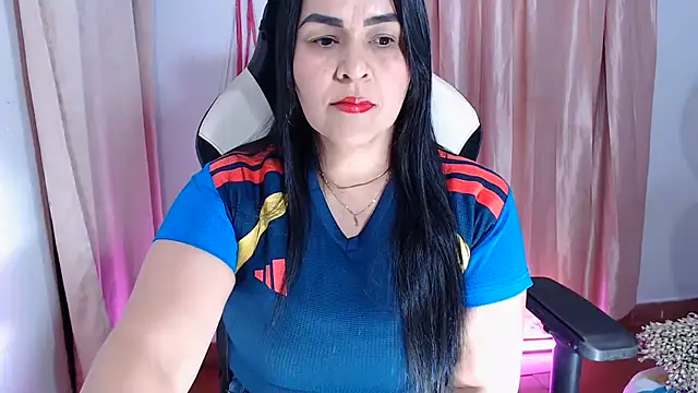 Snapshot of hotsweet-69 chatting on 07.04.26 hotsweet-69 online show from 07.04.26