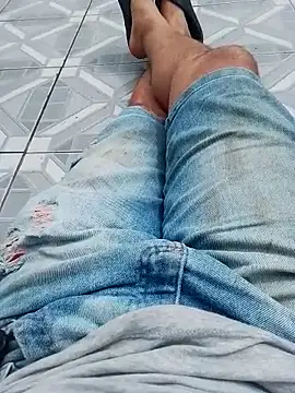 Snapshot of pau-de-ourod chatting on 04.08.26 pau-de-ourod online show from 04.08.26