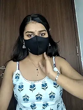 Alix cuti online show from 04.16.26