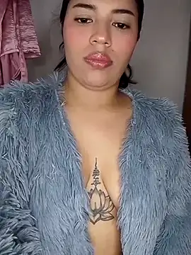 Scarlet Luxe online show from 02.03.26