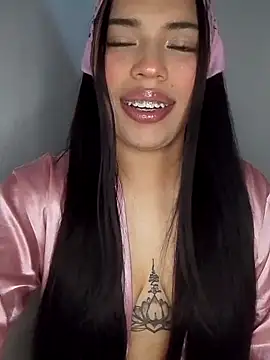 Scarlet Luxe online show from 02.08.26