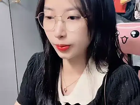 Linne6789 online show from 03.04.26