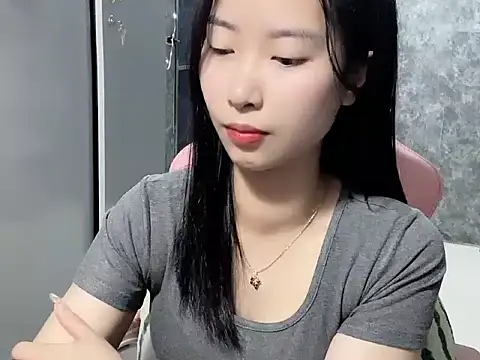 Linne6789 online show from 03.08.26