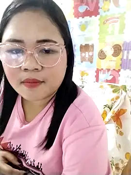 Snapshot of biggbooty15 chatting on 02.13.26 biggbooty15 online show from 02.13.26