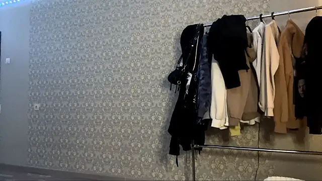 LumPetal online show from 02.17.26