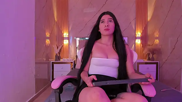 Snapshot of avigail_xo chatting on 02.06.26 avigail xo online show from 02.06.26