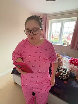 Snapshot of Tallulah-Rose-xoxo chatting on 02.12.26 Tallulah-Rose-xoxo online show from 02.12.26