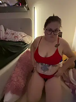 Snapshot of Tallulah-Rose-xoxo chatting on 02.24.26 Tallulah-Rose-xoxo online show from 02.24.26