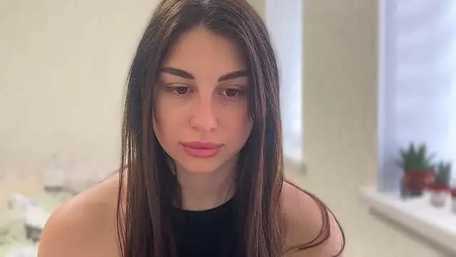 Snapshot of LiluMartiznir chatting on 03.19.26 LiluMartiznir online show from 03.19.26