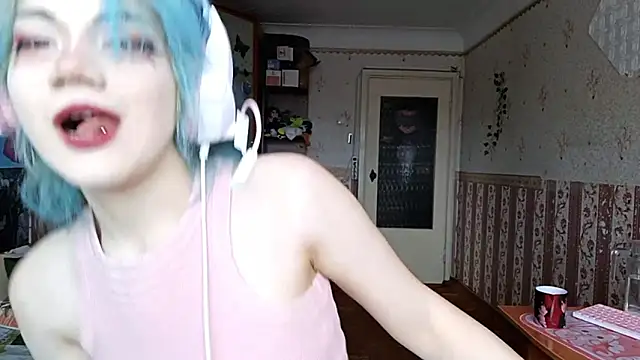 Snapshot of KathernSaulters chatting on 02.18.26 KathernSaulters online show from 02.18.26